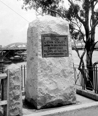 Memorial to John Oxley